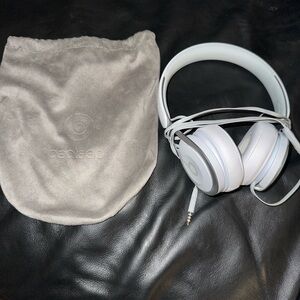 Beat Headphones